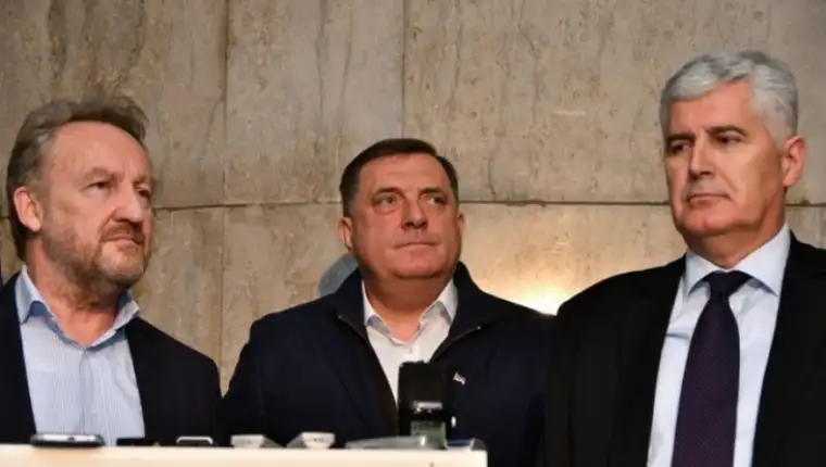 trojica