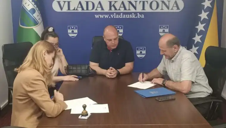 vlada usk vode