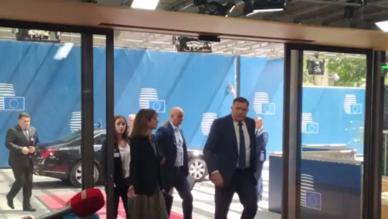 dodik-brisel
