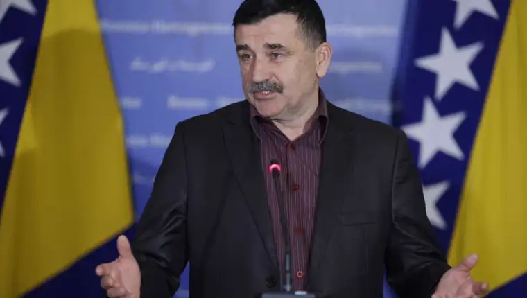 nikola lovrinovic