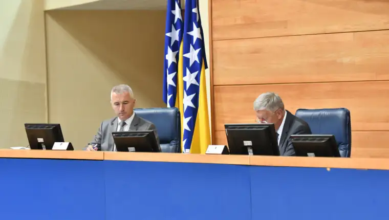 radmanovic parlament