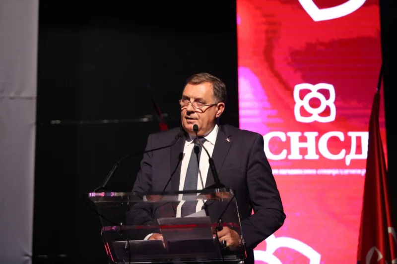 dodik go snsd 4