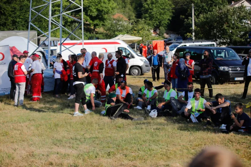 AA-20220709-28380693-28380686-BIH_NEKOLIKO_HILJADA_UCESNIKA_MARSA_MIRA_STIGLO_U_MRAVINJCE