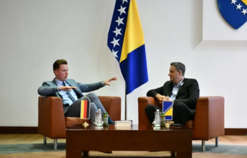 adis ahmetovic i denis becirovic