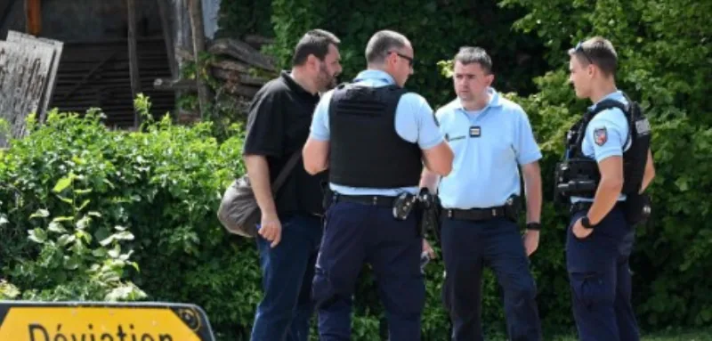 policija francuska 5