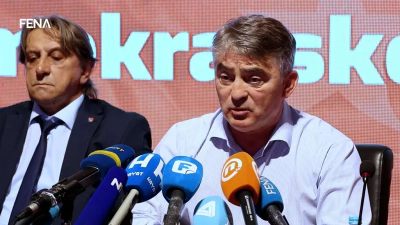 komsic press