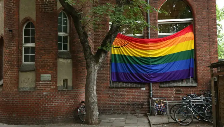 dzamija lgbt afp