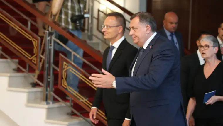 dodik szijjarto