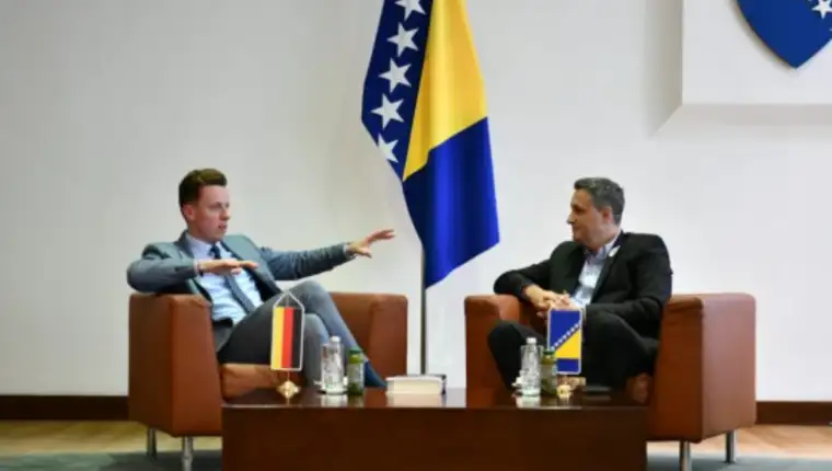 adis ahmetovic i denis becirovic