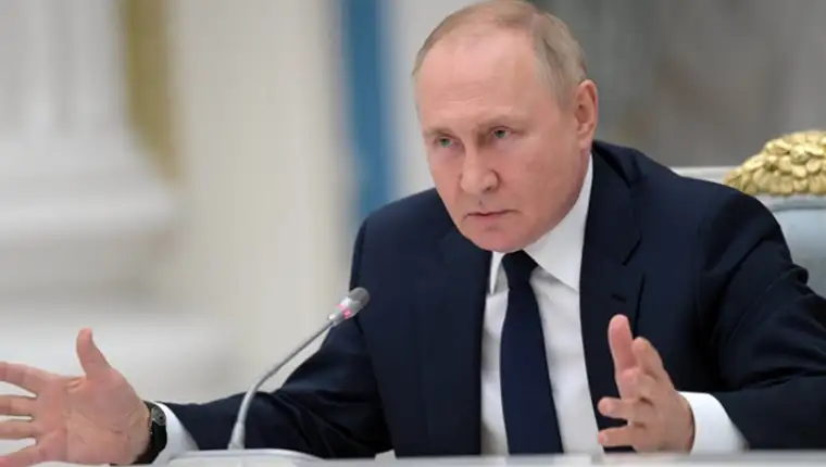 Russian President Vladimir Putin attends meeting with parliamentary leaders in Moscow