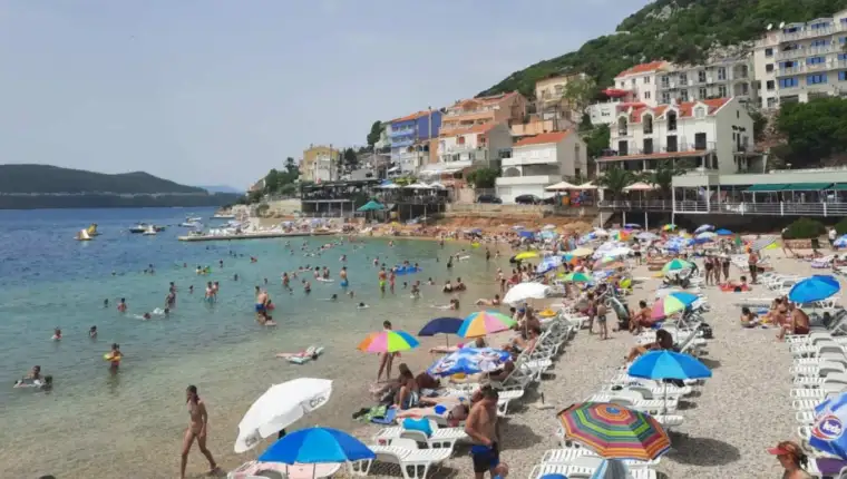 neum8