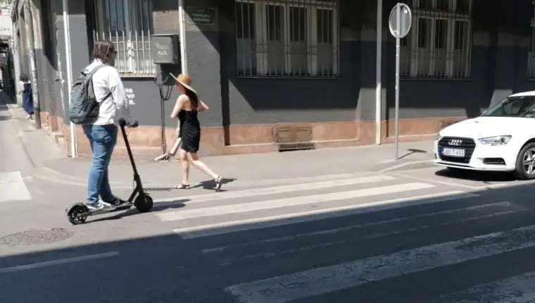 elektricni romobil
