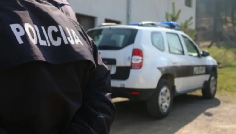 policijaaa