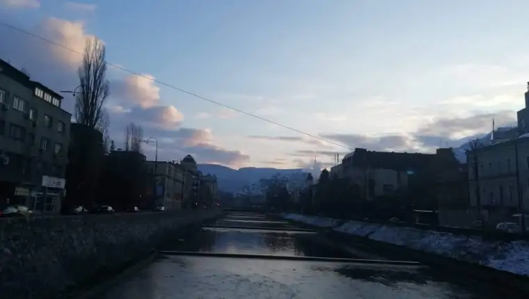 sarajevo vrijeme oblacno