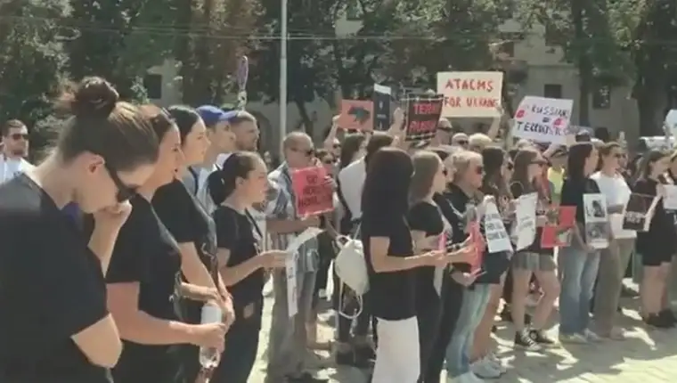 azov protest