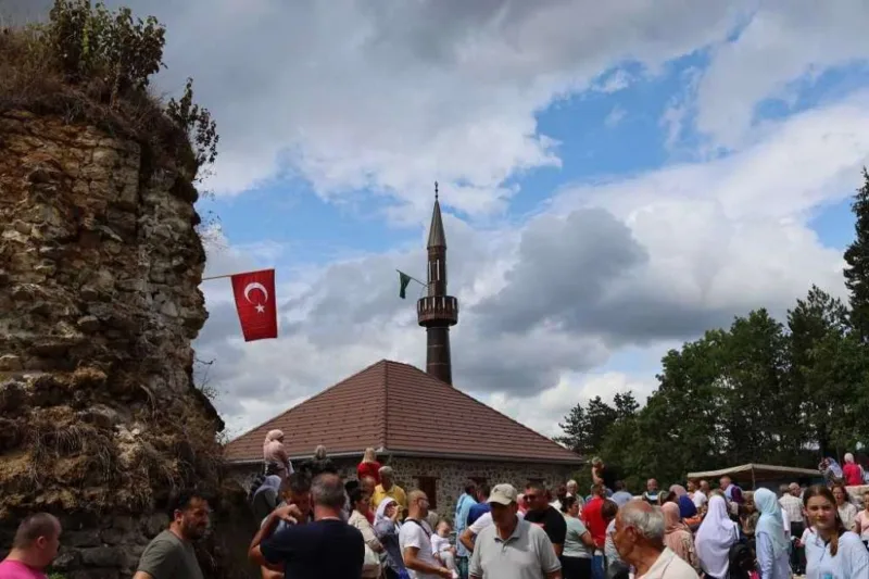 cazin dzamija