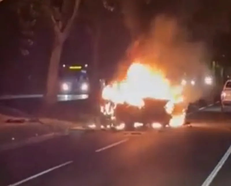 auto gori beograd 1