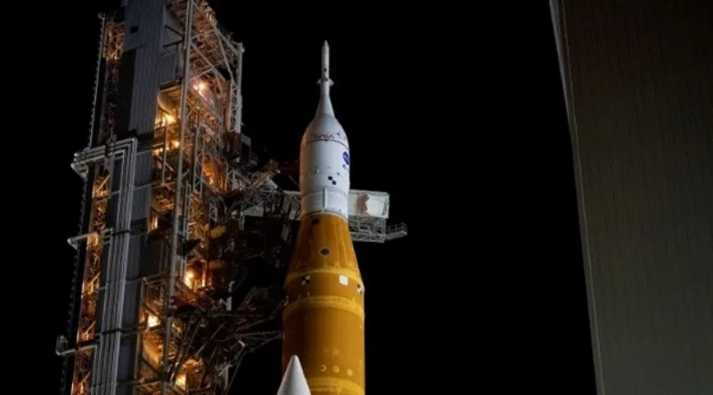 nasa raketa 4