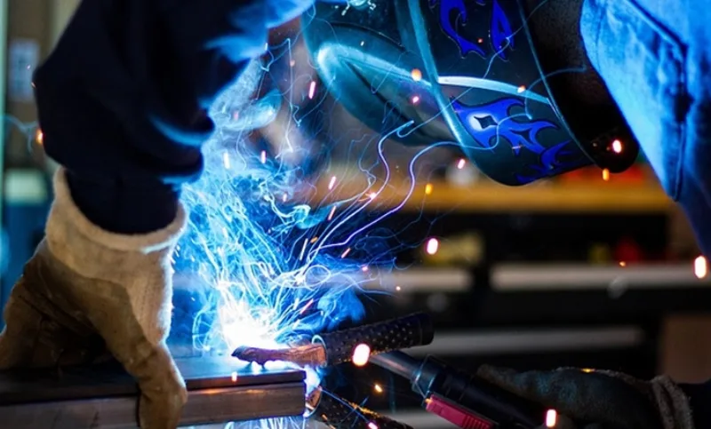 welding-1209208_640