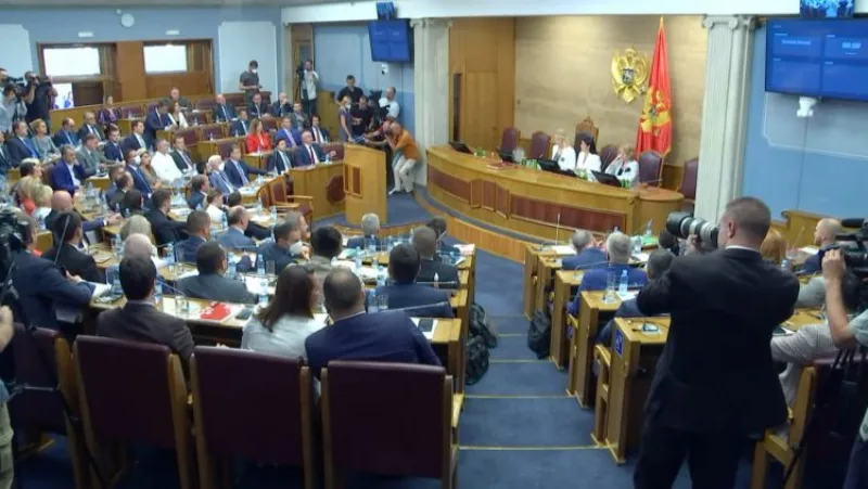 1660902502-crna-gora-skupstina-750x423