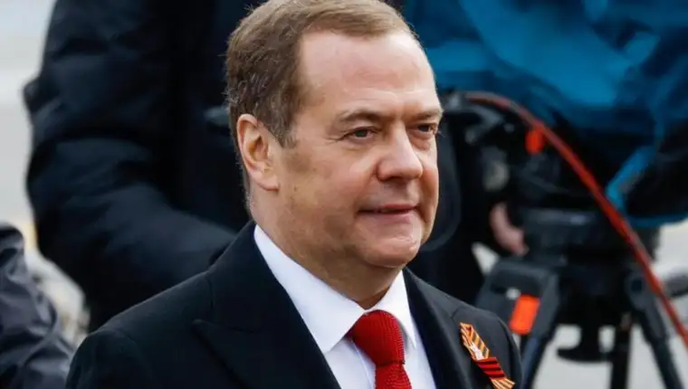 5428731_medvedev_ff