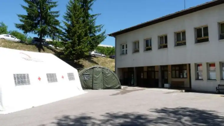 uenica korona 4