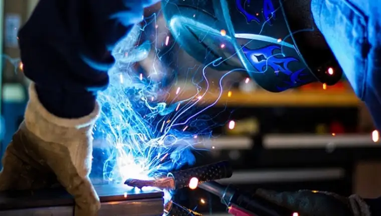 welding-1209208_640