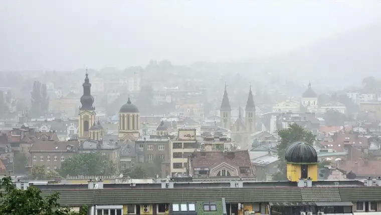 AA-20220820-28693352-28693348-BIH_SNAZAN_PLJUSAK_ZAHVATIO_DIJELOVE_SARAJEVA