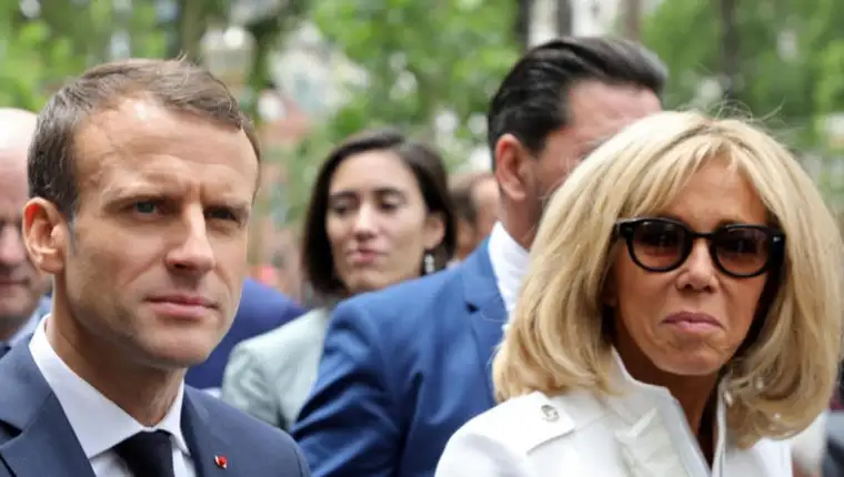 17824476lpw-17824503-article-emmanuel-macron-bregancon-jpg_5839950