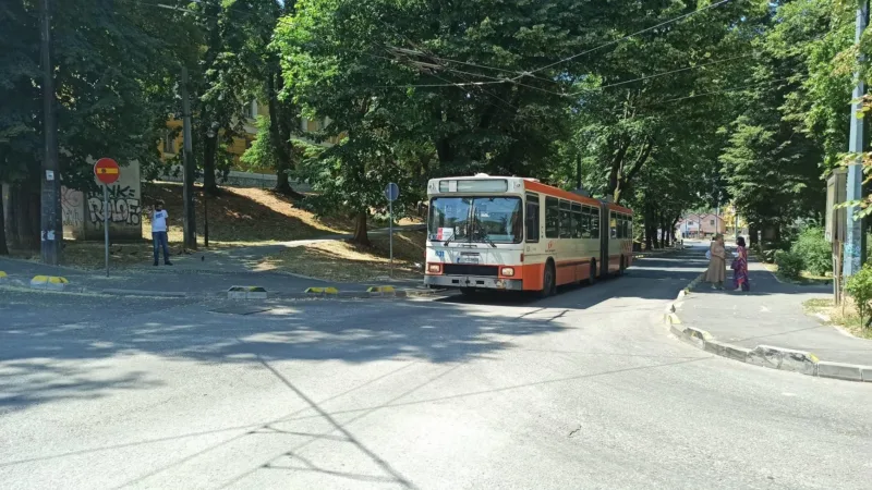 trolejbusi trg