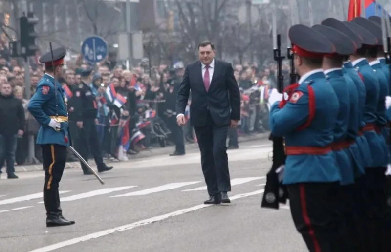 dodik parada