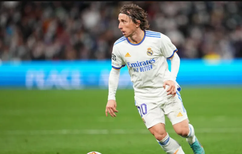 modric real 4