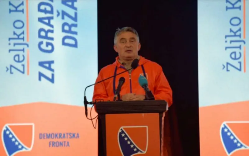 komsic 4