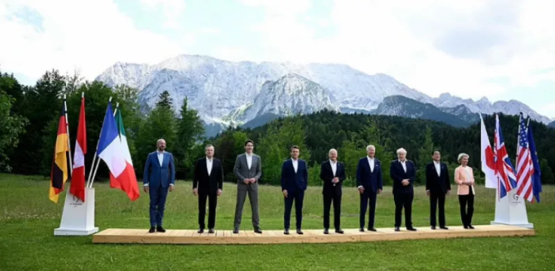 g7 4