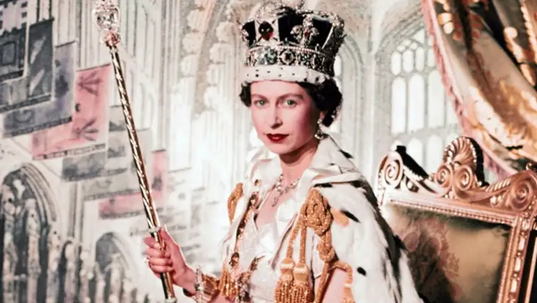queen-elizabeth-ii-gettyimages-904669426
