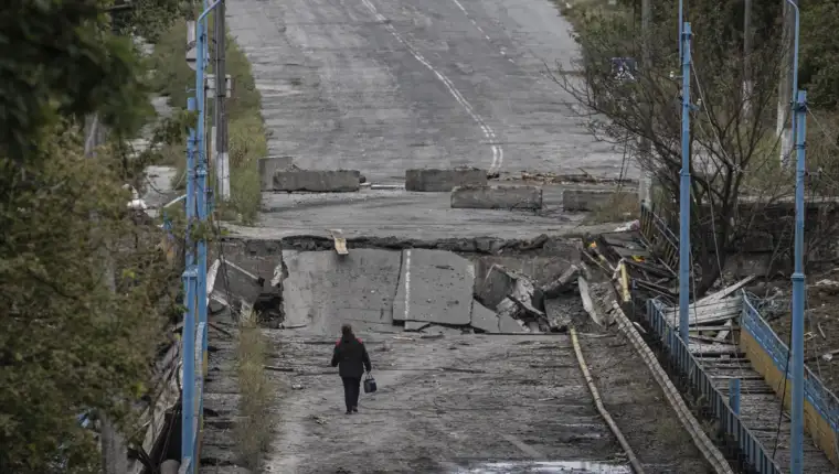 AA-20220911-28871232-28871202-REPORTERI_AA_U_BALAKLIJI_KOJA_JE_PONOVO_POD_KONTROLOM_UKRAJINE_MJESTANI_SRETNI_TRAGOVI_SUKOBA_NA_SVAKOM_KORAKU