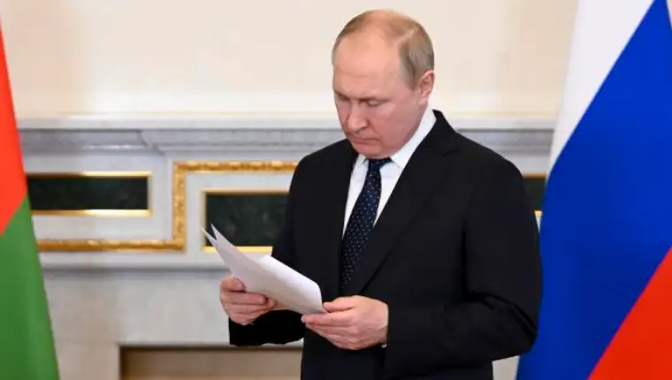 putin aneksija 4