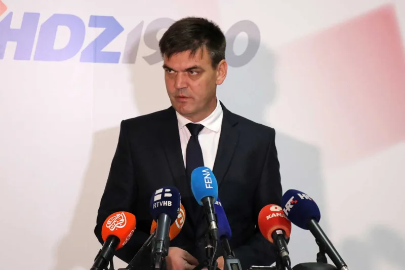 Konferencija za medije HDZ-a 1990