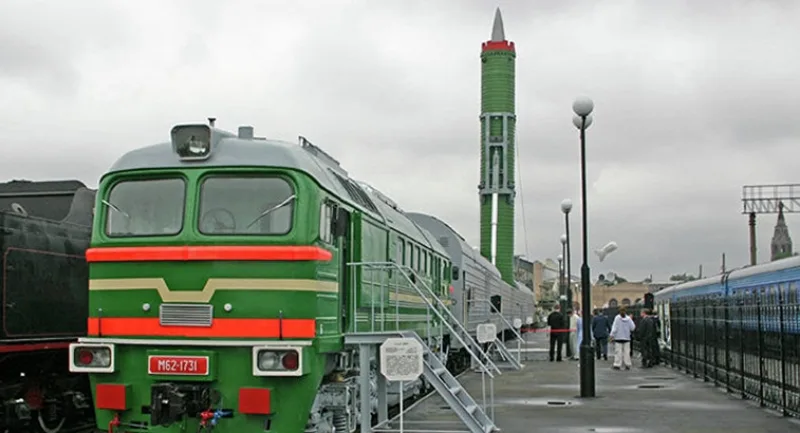 Soviet-Molodets-Rail-Mobile-ICBM-EDM-December-13-2017