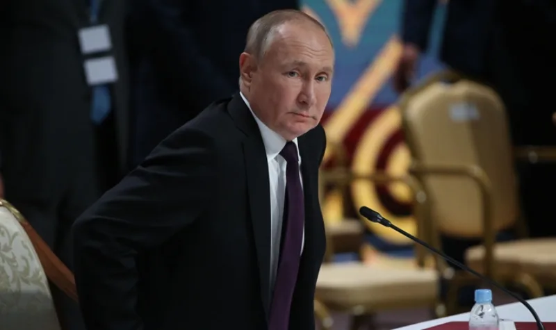 221025140946-vladimir-putin-file-1025