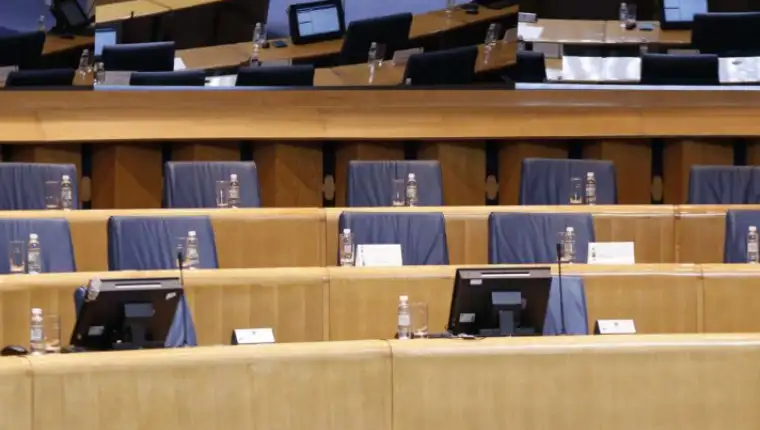 akcize parlement 5