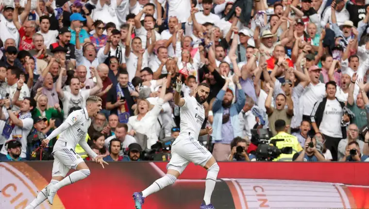 AA-20221016-29173046-29173037-LA_LIGA_REAL_MADRID_BARCELONA