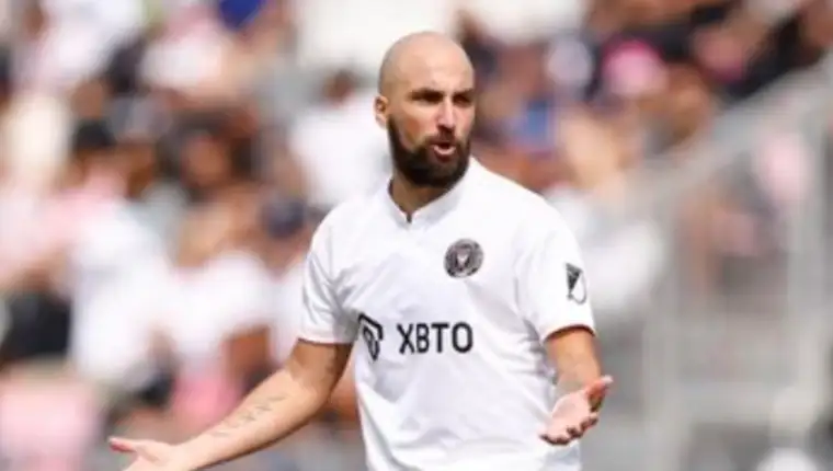 higuain 4