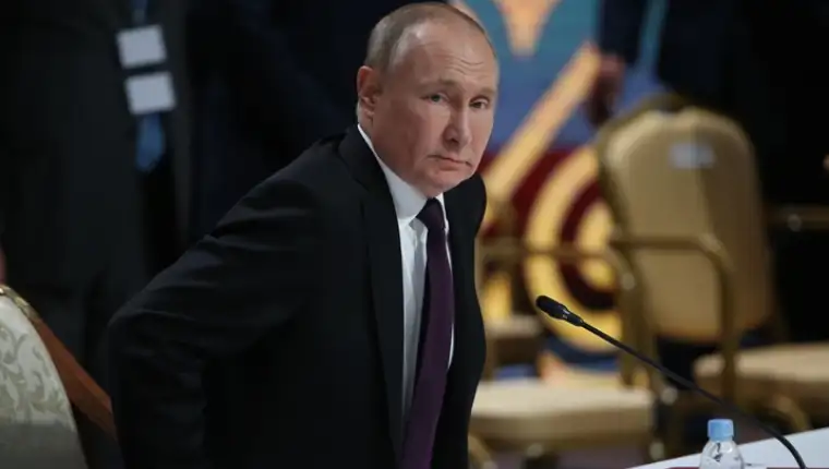 221025140946-vladimir-putin-file-1025