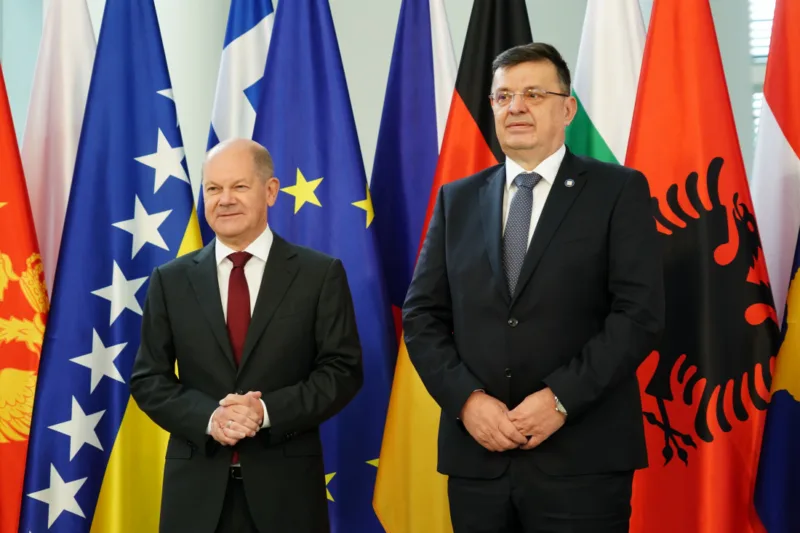scholz i tegeltija