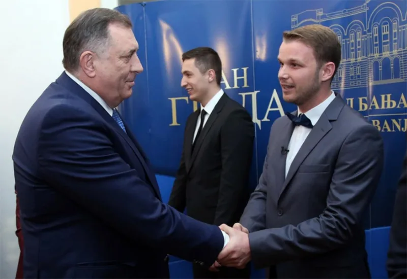 stanivuković dodik