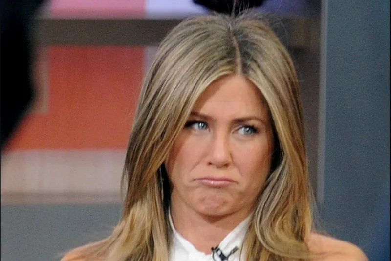 aniston 4