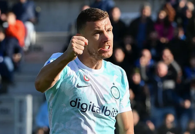 dzeko8