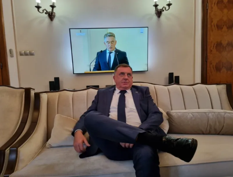 dodik komsic