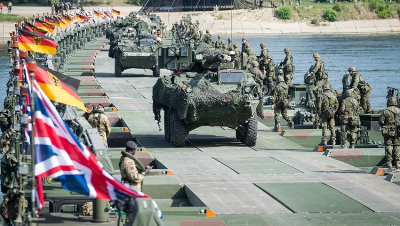 23 AMPHIBIOUS ENGINEER TROOP BUILD BRIDGES ON EXERCISE ANAKONDA 16